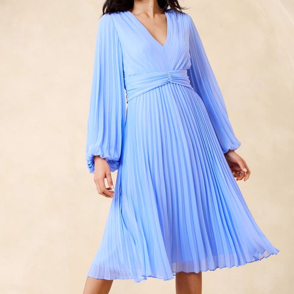 Banana Replublic chiffon pleated dress - Picture 1 of 17